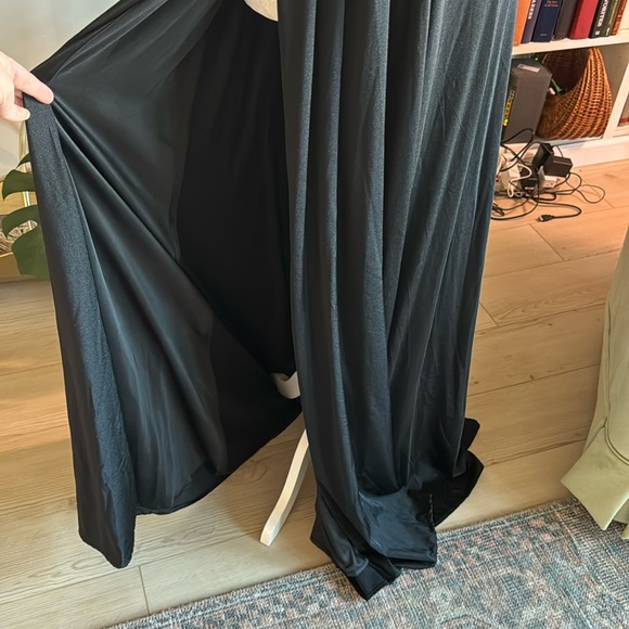 La Femme 28547 Plunge Neck A-Line Gown - Picture 4 of 9